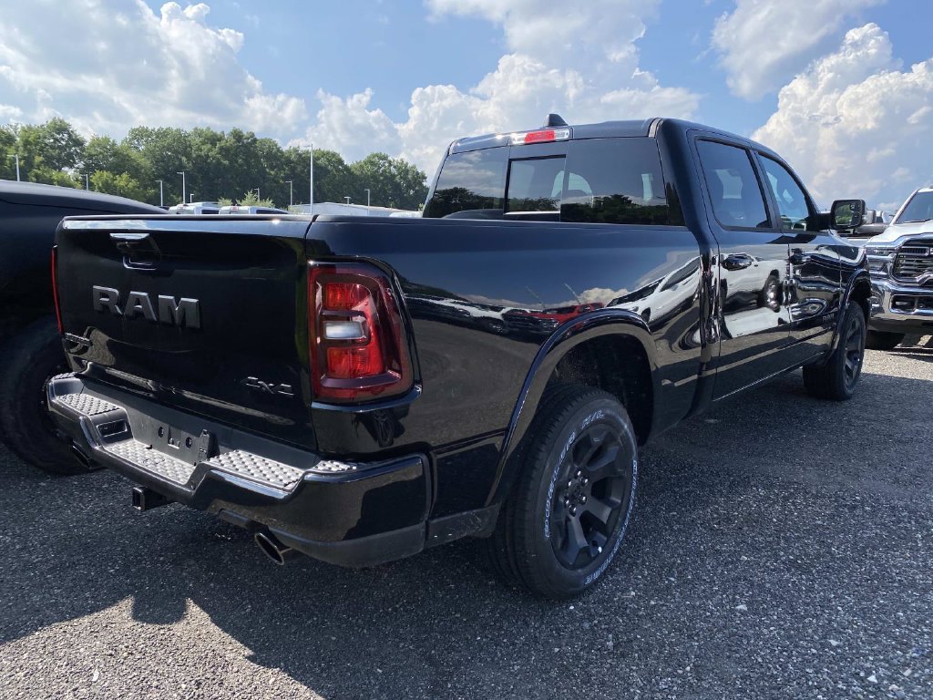 New 2026 Diamond Black Crystal Pearl-Coat Exterior Paint Ram Big Horn/Lone Star image 3