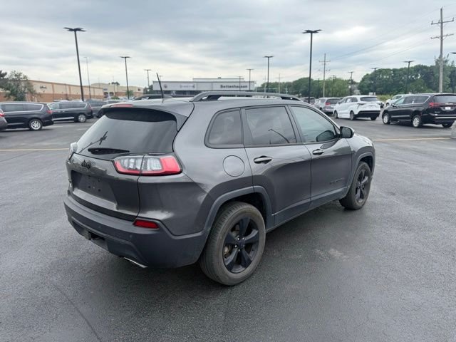 Certified Used 2019 Gray Jeep Altitude image 4