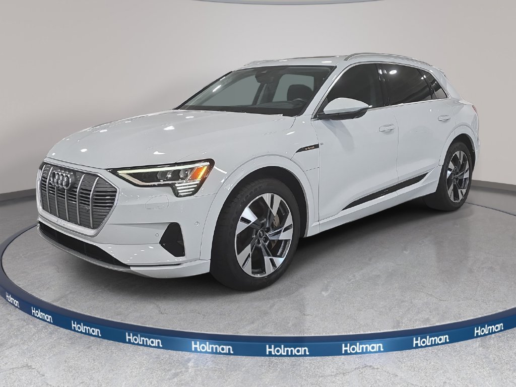 2022 Audi e-tron