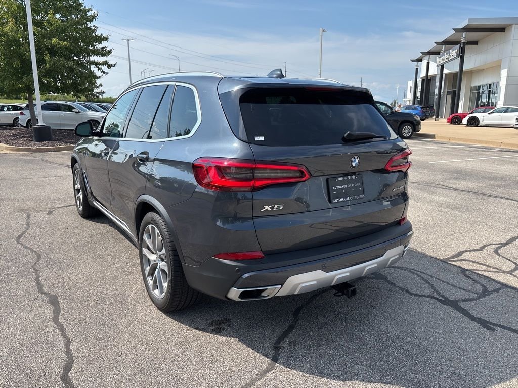 Used 2019 Gray BMW xDrive40i image 22