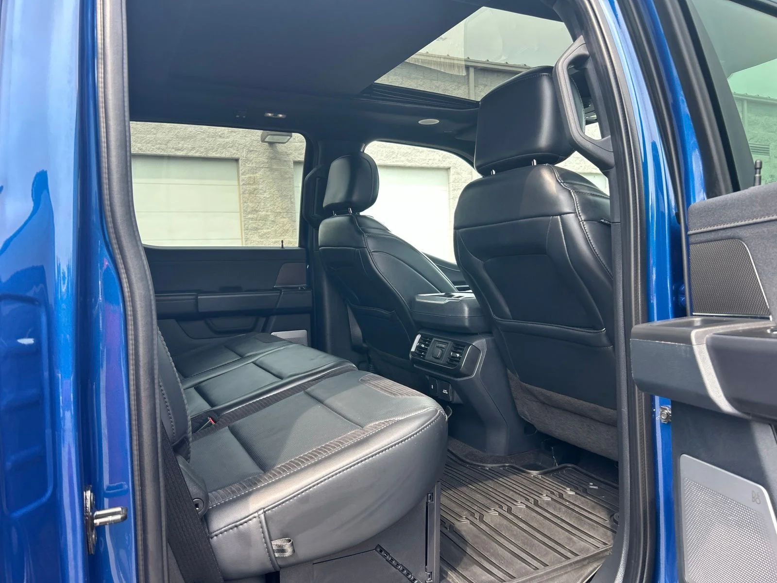 Used 2022 Atlas Blue Metallic Ford Raptor image 30