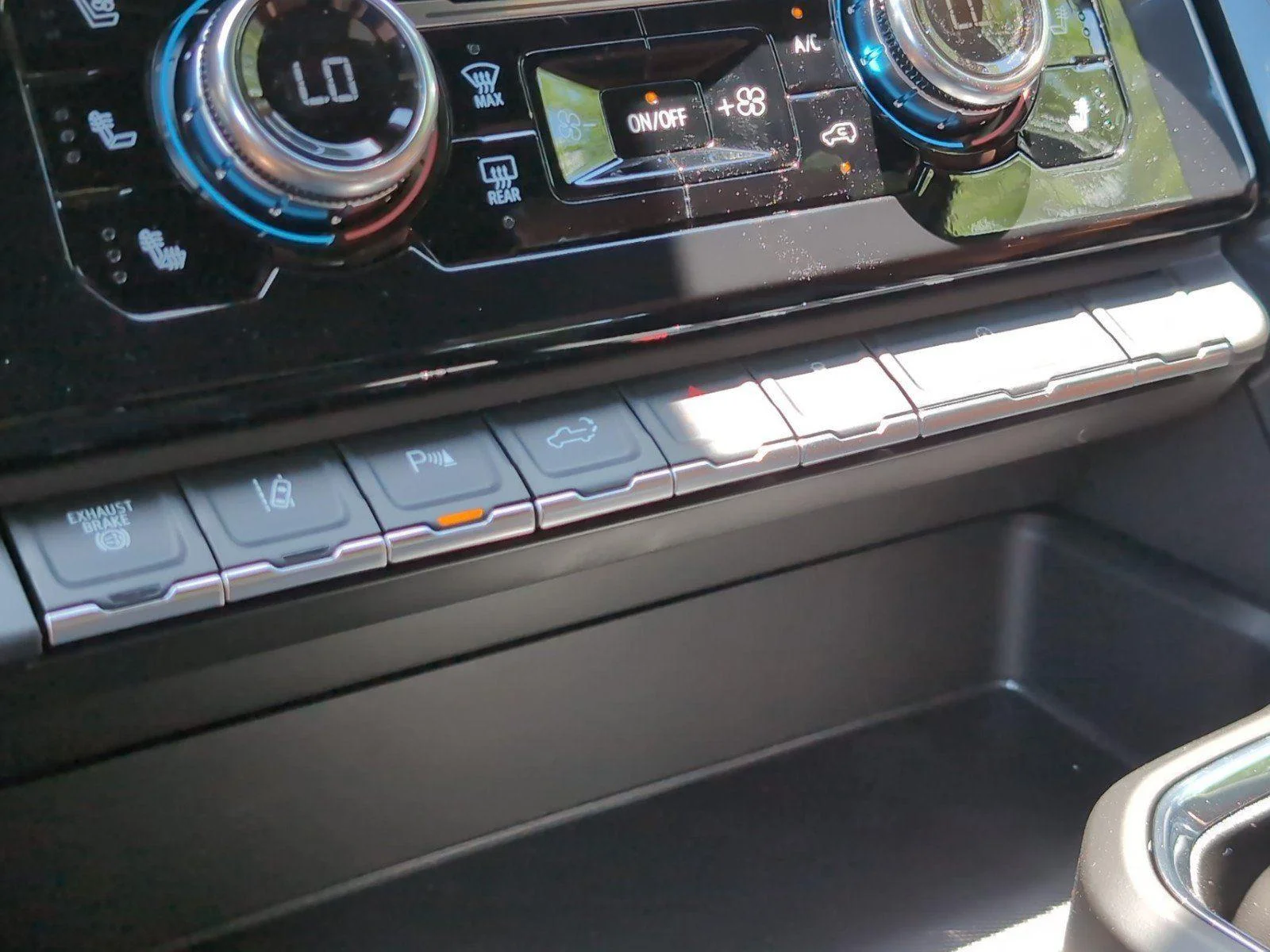 New 2026 Sterling Metallic GMC Denali Ultimate image 25