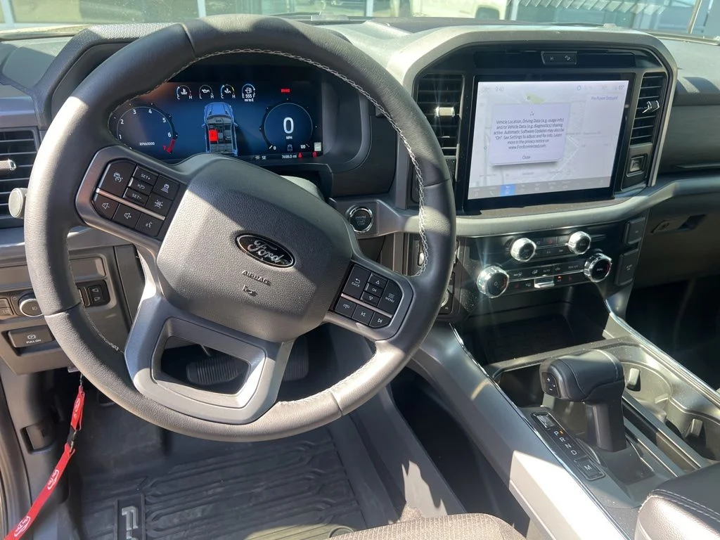 Certified Used 2025 Gray Ford XLT image 7