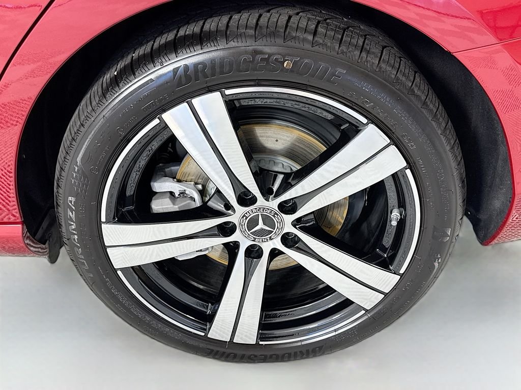 Used 2025 Red Mercedes-Benz C 300 image 31