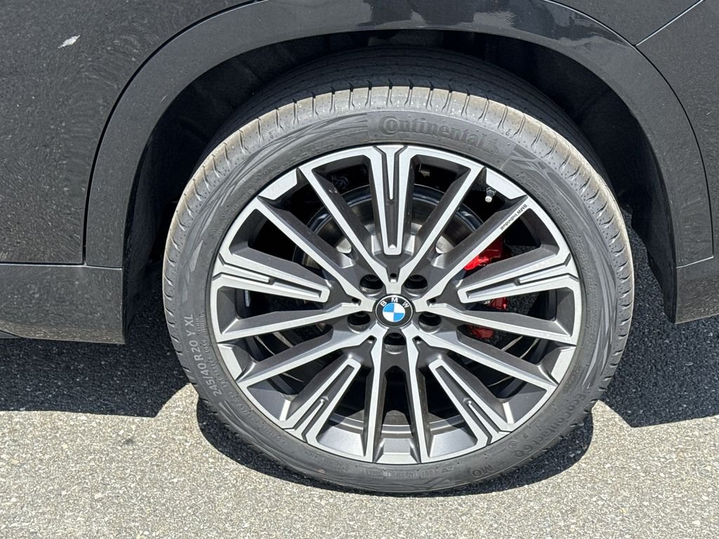 New 2026 Black BMW xDrive28i image 10