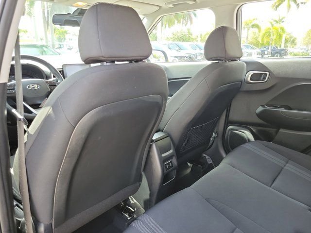 2024 Hyundai Venue SEL - Photo 9