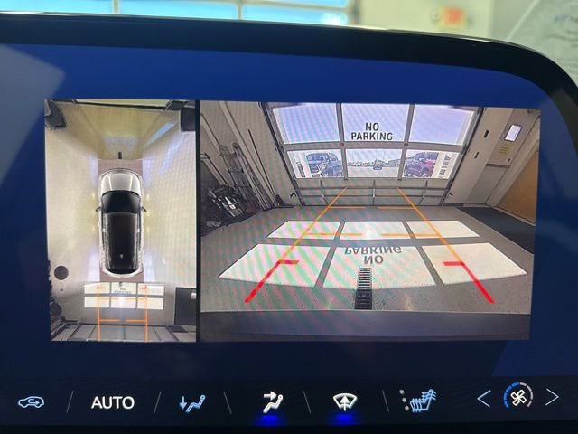 2025 Chevrolet Blazer EV LT - Photo 46