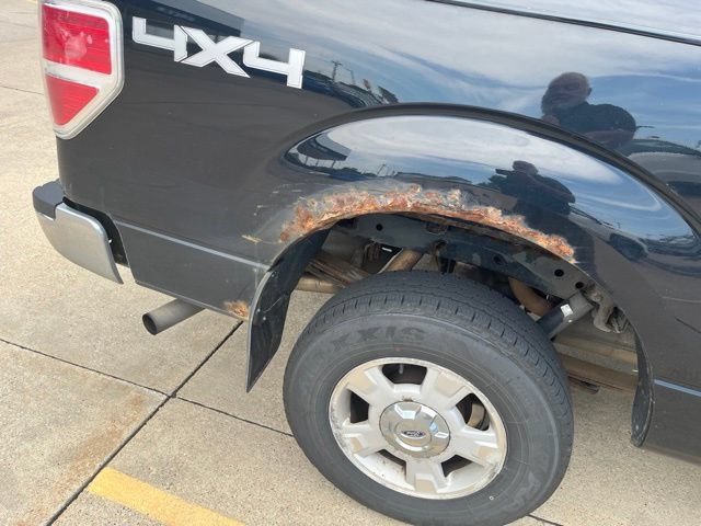 Used 2009 Black Ford XL image 6