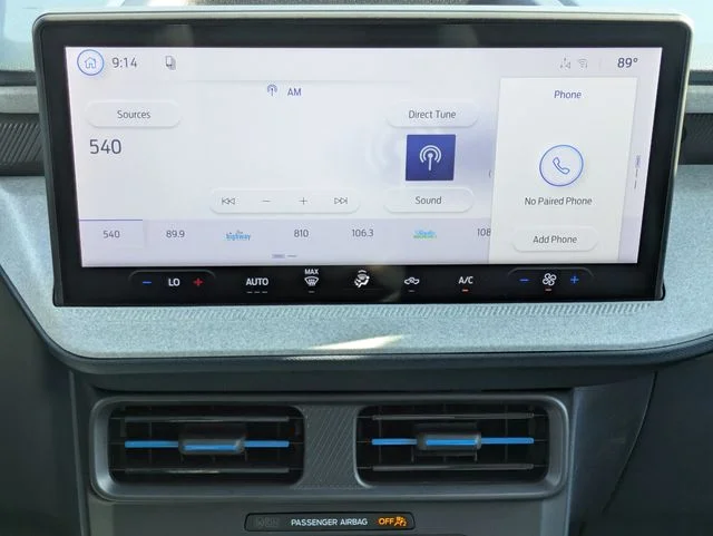 New 2026 Oxford White Ford XLT image 17