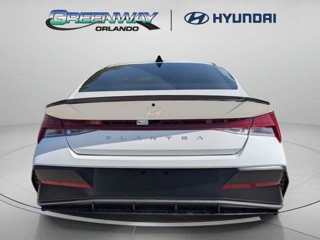 New 2026 Serenity White Hyundai SEL Sport image 7