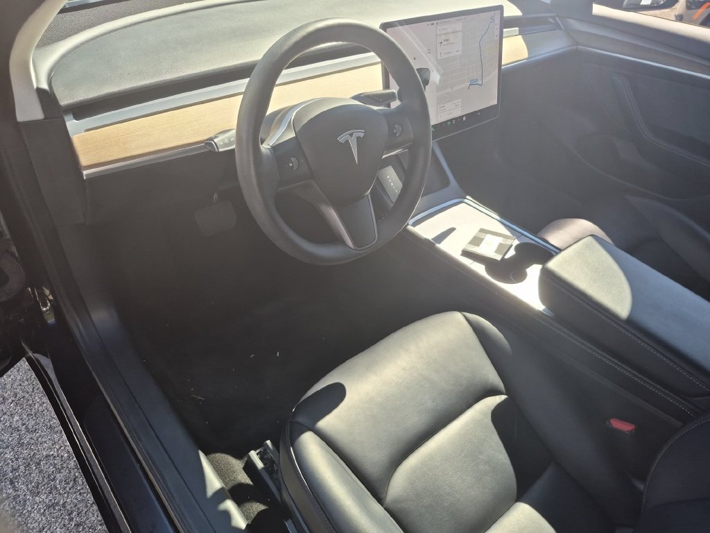 Used 2022 Black Tesla Long Range image 10