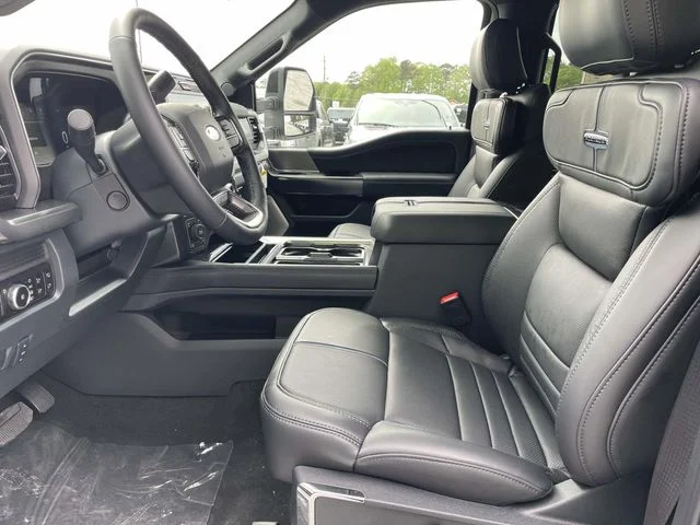 New 2026 Star White Metallic Tri-Coat Ford Platinum image 16