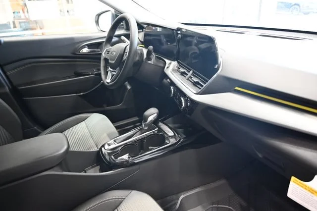 2026 Chevrolet Trax LT - Photo 13