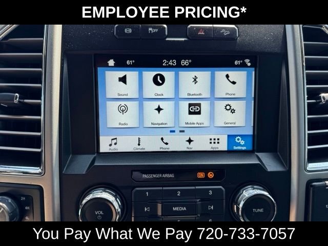Used 2017 Oxford White Ford Lariat image 30