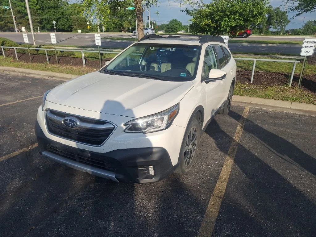 2021 Subaru Outback Limited's photo