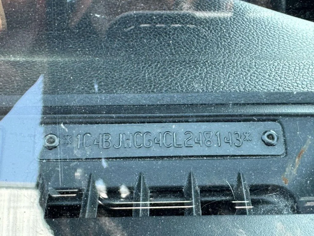 Used 2012 Black Jeep Rubicon image 13