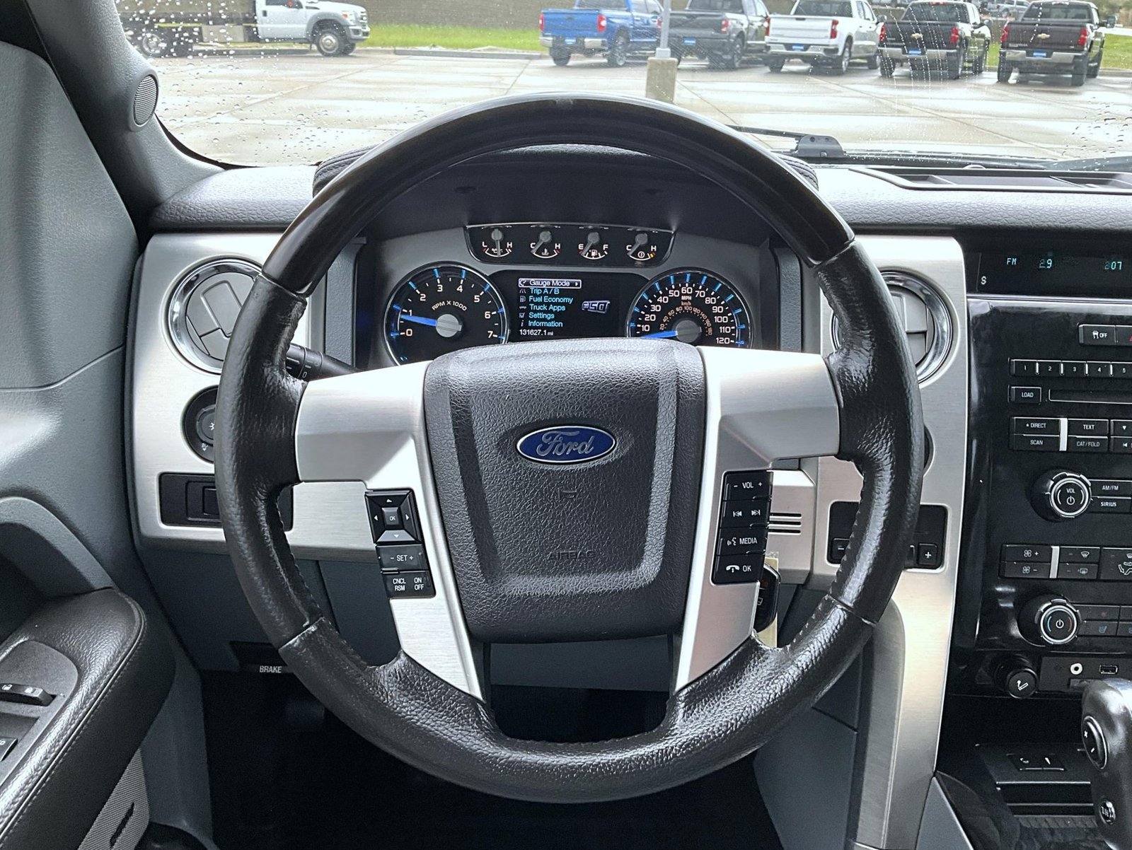 Used 2011 Gray Ford Platinum image 11