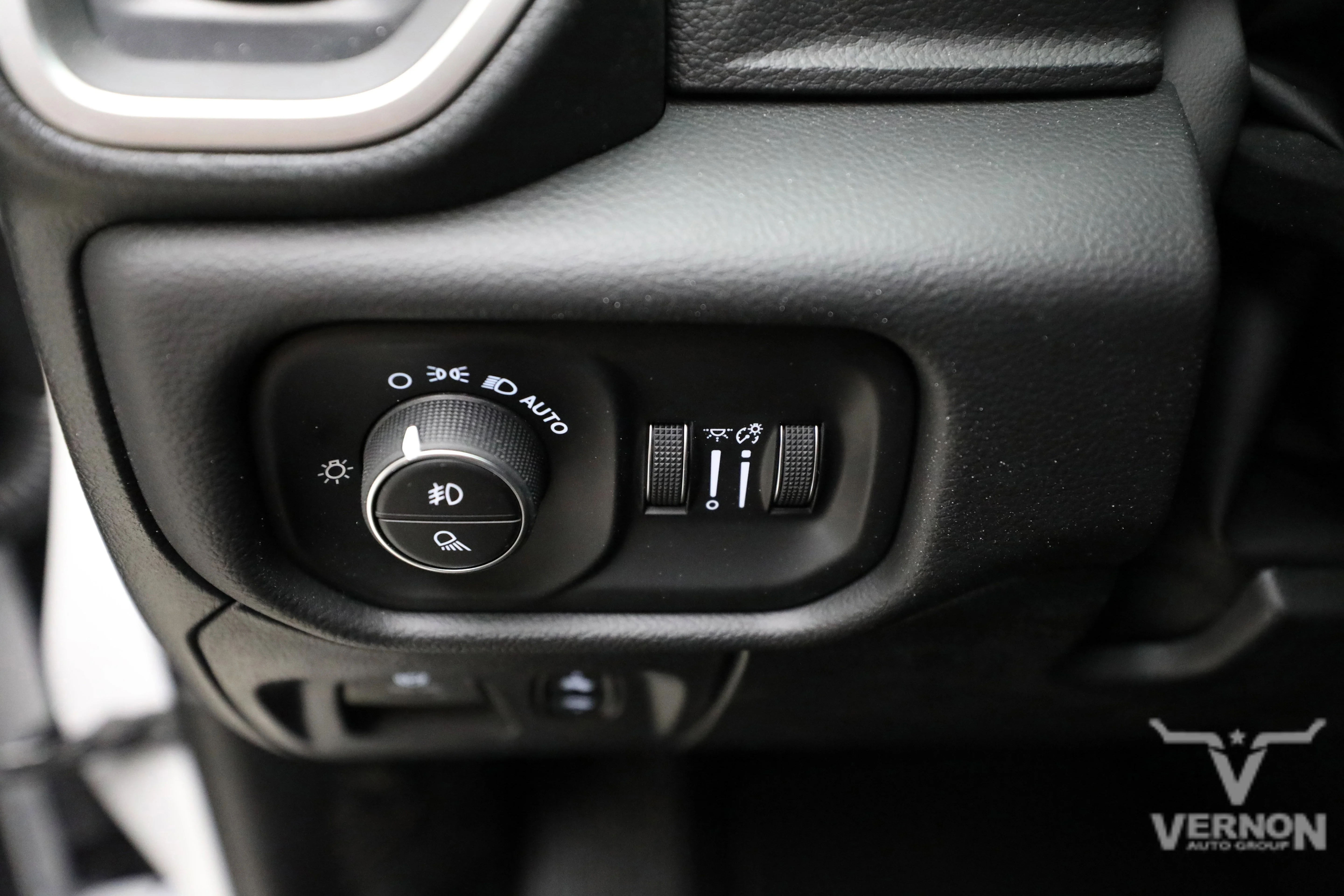 New 2026 Ram 1500 SLT Lonestar Crew Cab 4x4