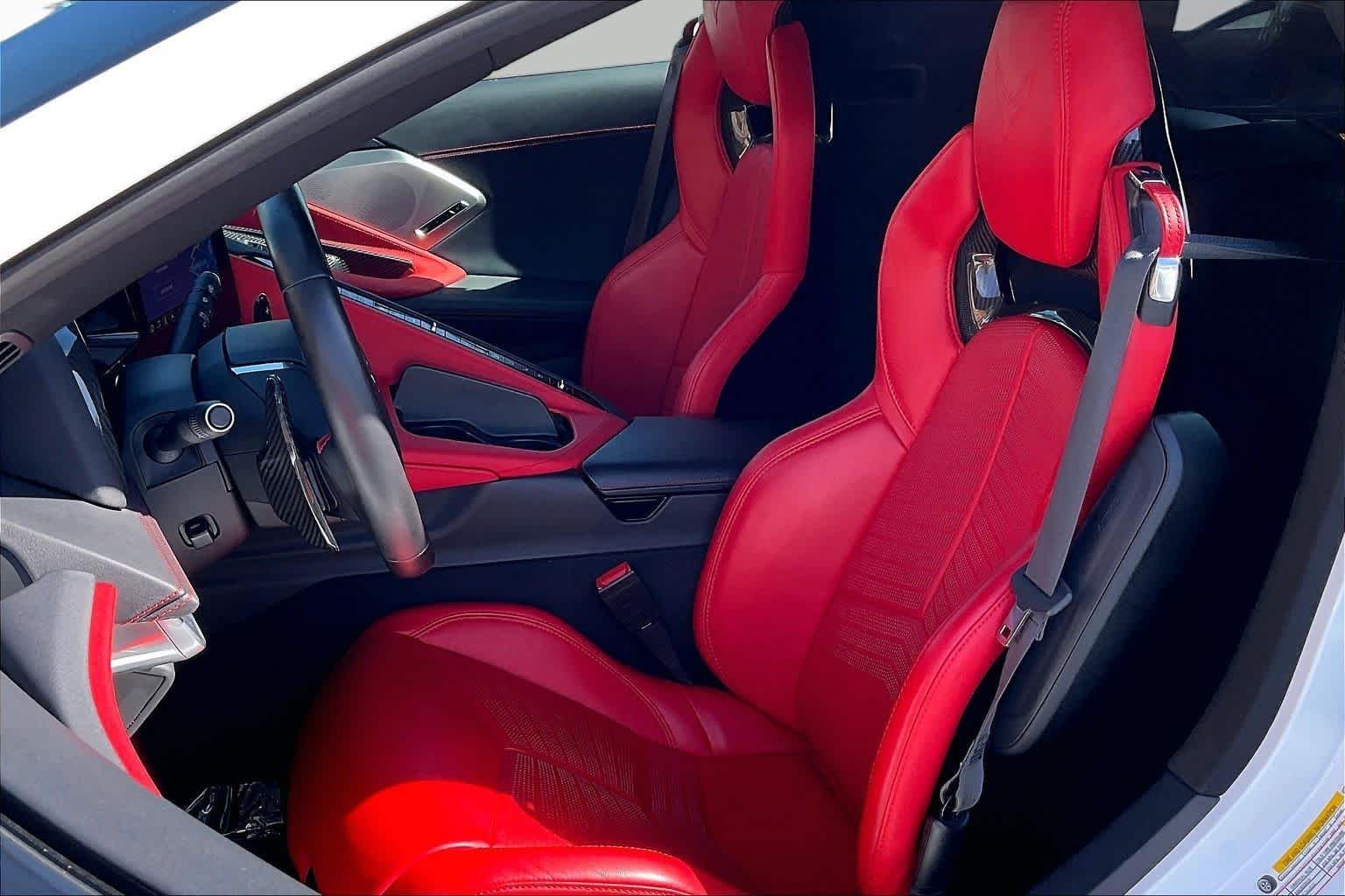 2021 Chevrolet Corvette 2LT - Photo 25