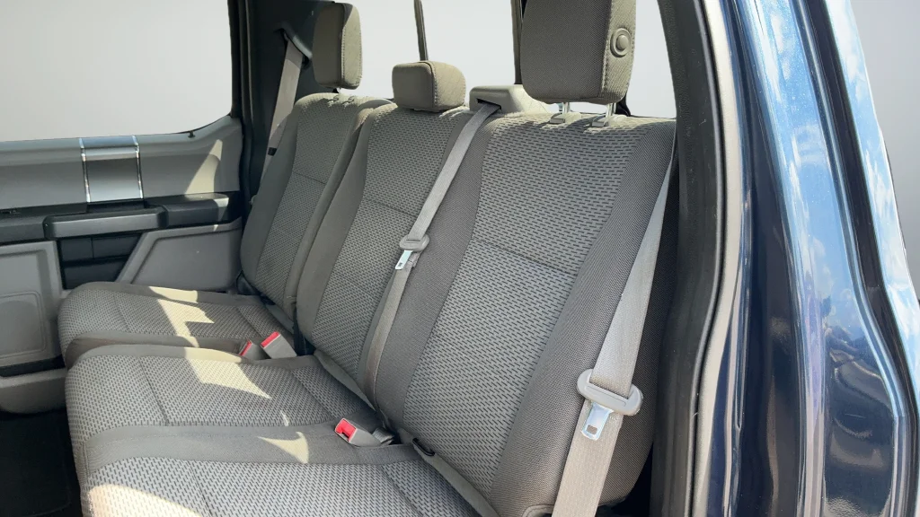 Used 2018 Blue Ford XLT image 20