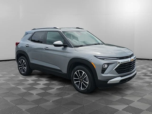 Used 2024 Gray Chevrolet LT image 6