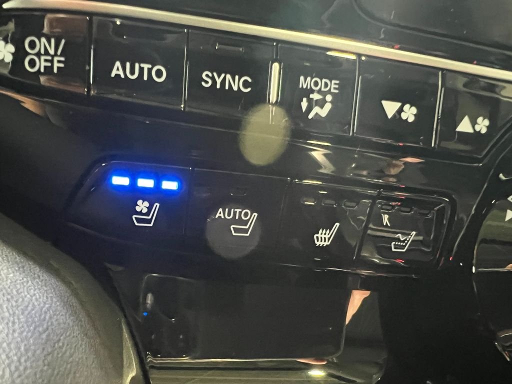 New 2026 Liquid Carbon Metallic Acura Advance Package image 28