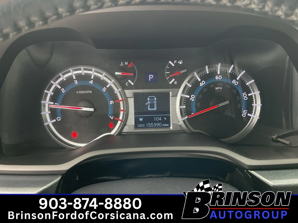 Used 2016 Barcelona Red Metallic Toyota Limited image 34