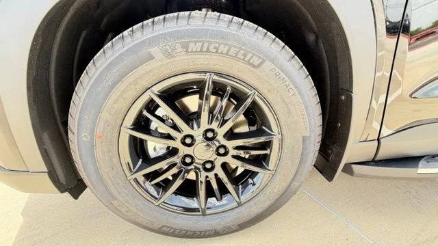 New 2026 Midnight Black Metallic Toyota XLE image 24