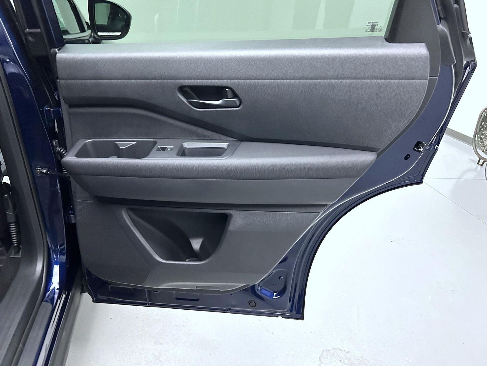 New 2026 Deep Ocean Blue Pearl Nissan SV image 17