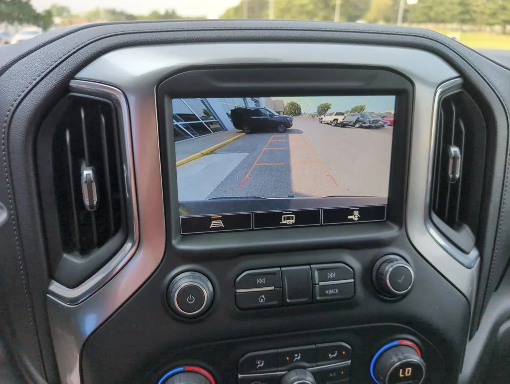2021 Chevrolet Silverado 1500 LTZ - Photo 21