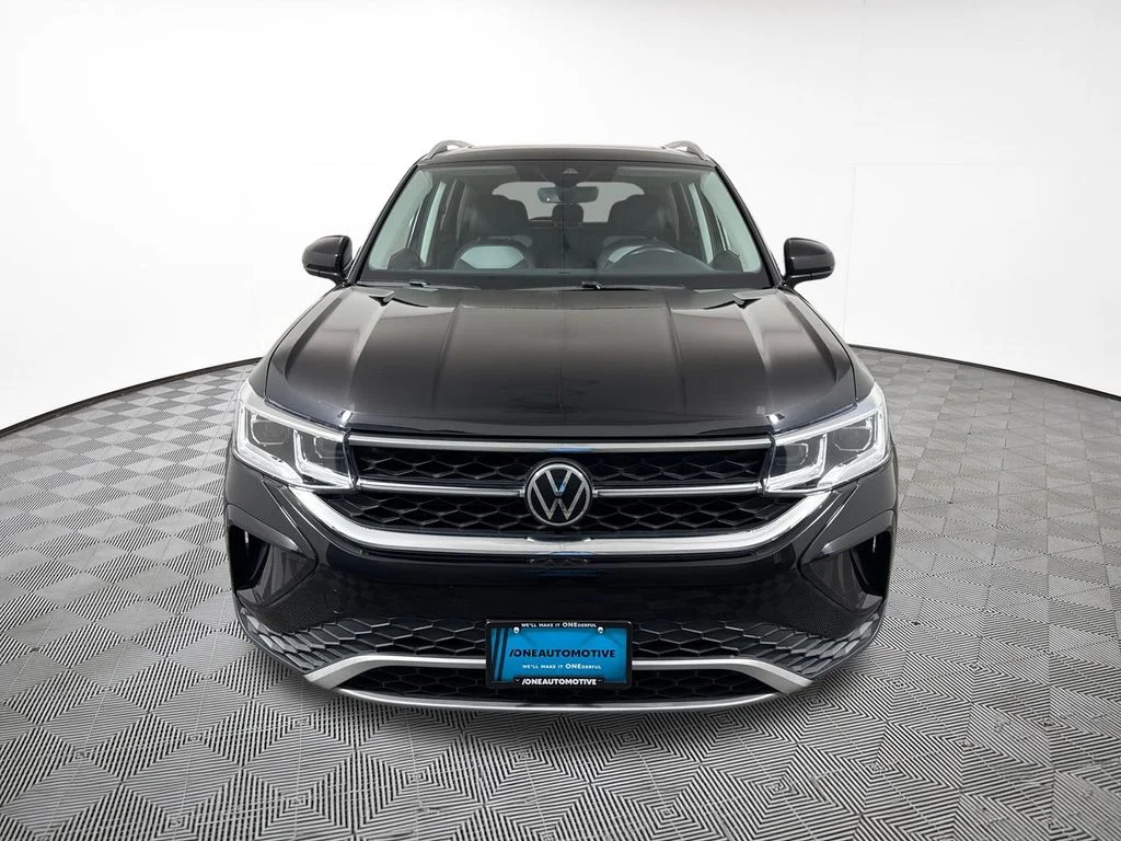 Used 2022 Black Volkswagen 1.5T SEL image 3