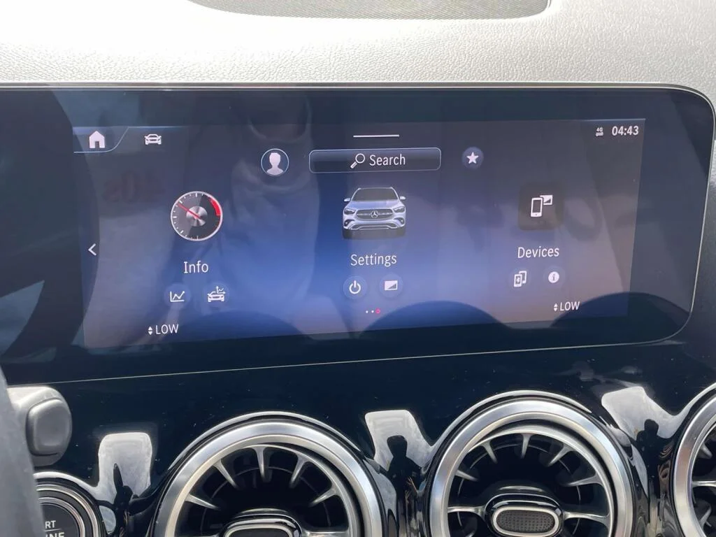 Certified Used 2024 Polar White Mercedes-Benz GLA 250 image 23