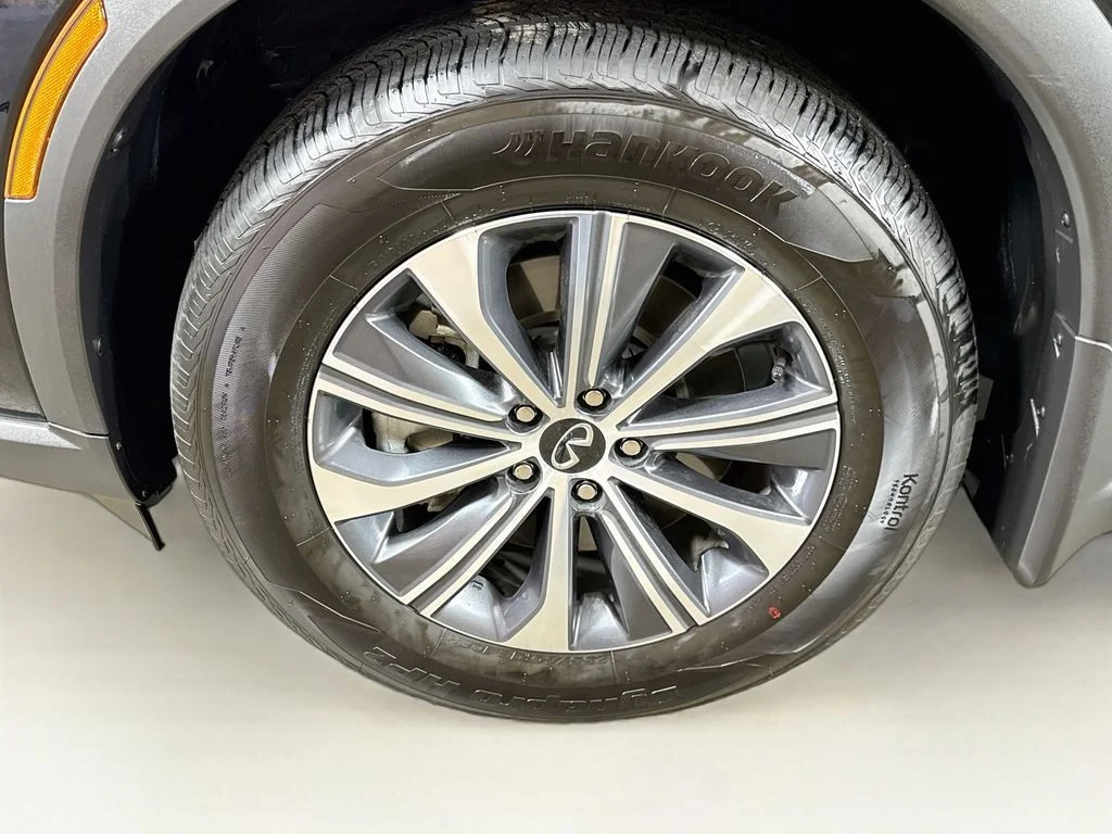 Certified Used 2026 Black INFINITI PURE image 45