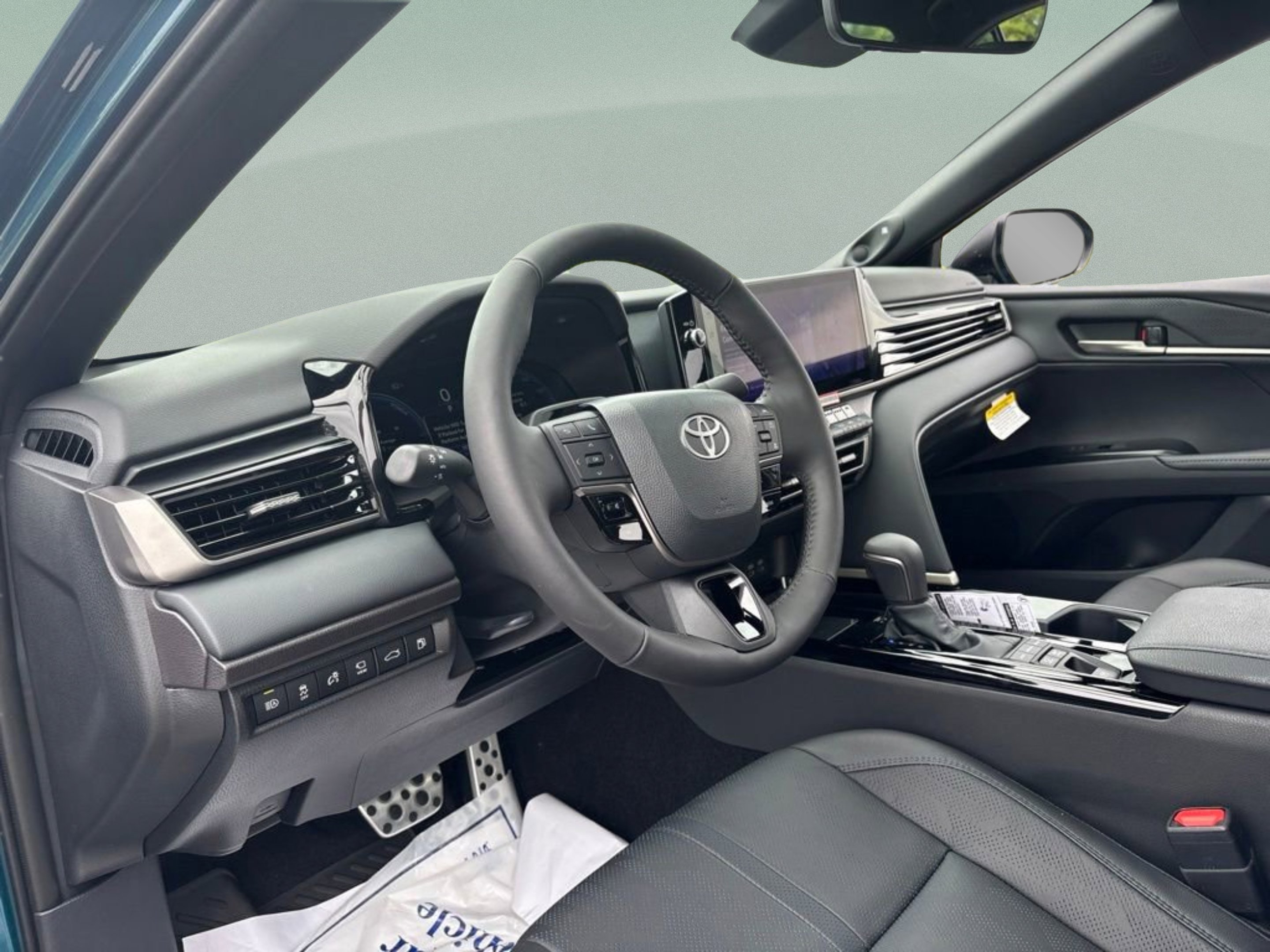 New 2026 Ocean Gem Toyota XSE image 18