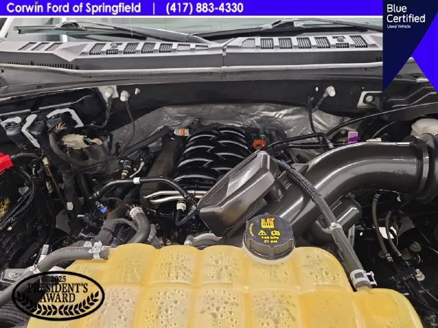 Certified Used 2019 Oxford White Ford XLT image 40