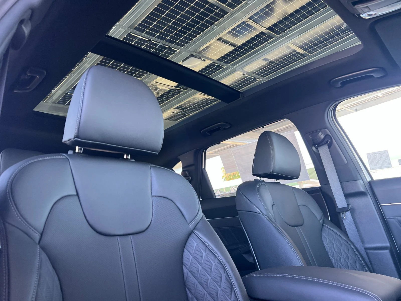 New 2026 White Kia X-Line SX Prestige image 19