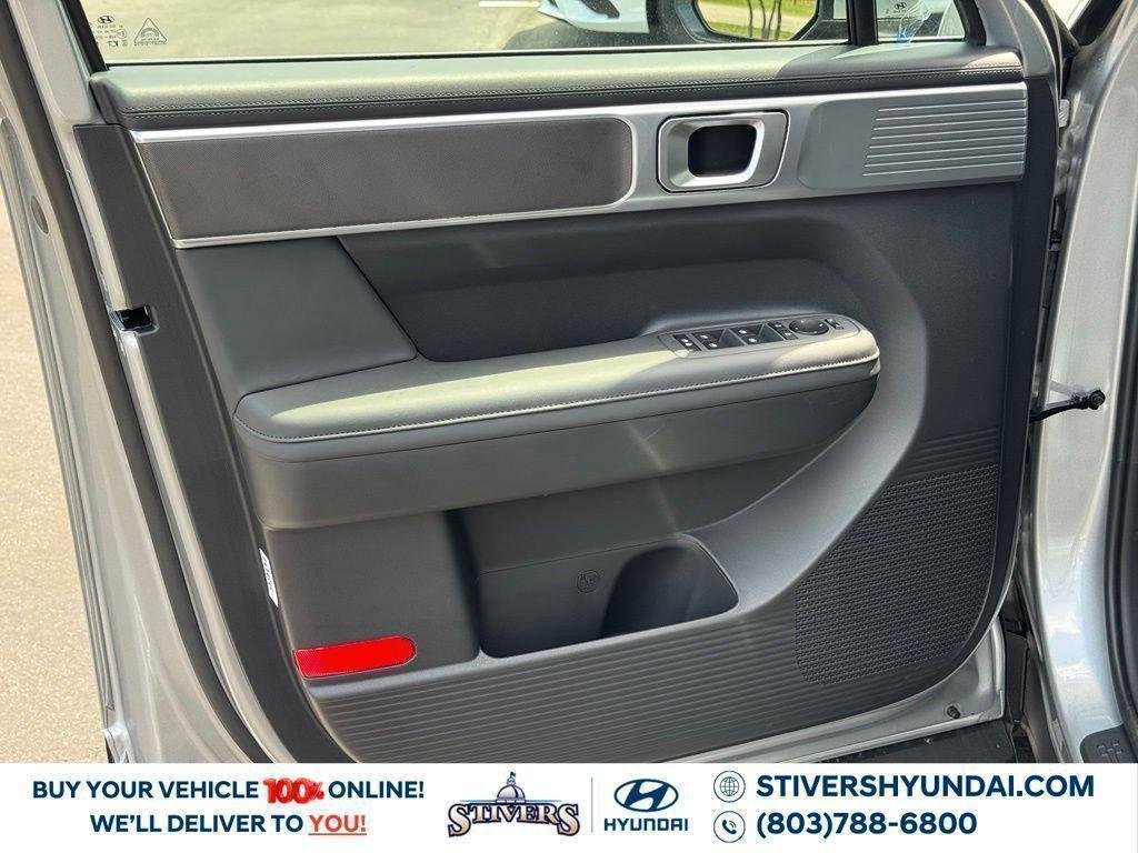 New 2027 Silver Hyundai SEL FWD image 22