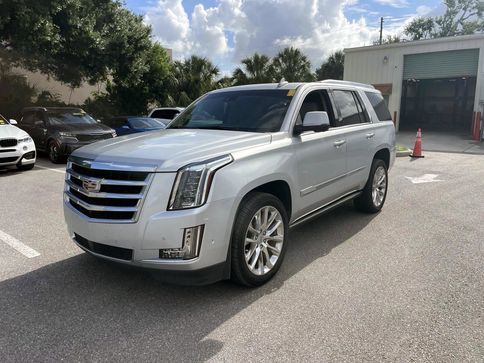 2018 Cadillac Escalade AWD Premium Luxury's photo