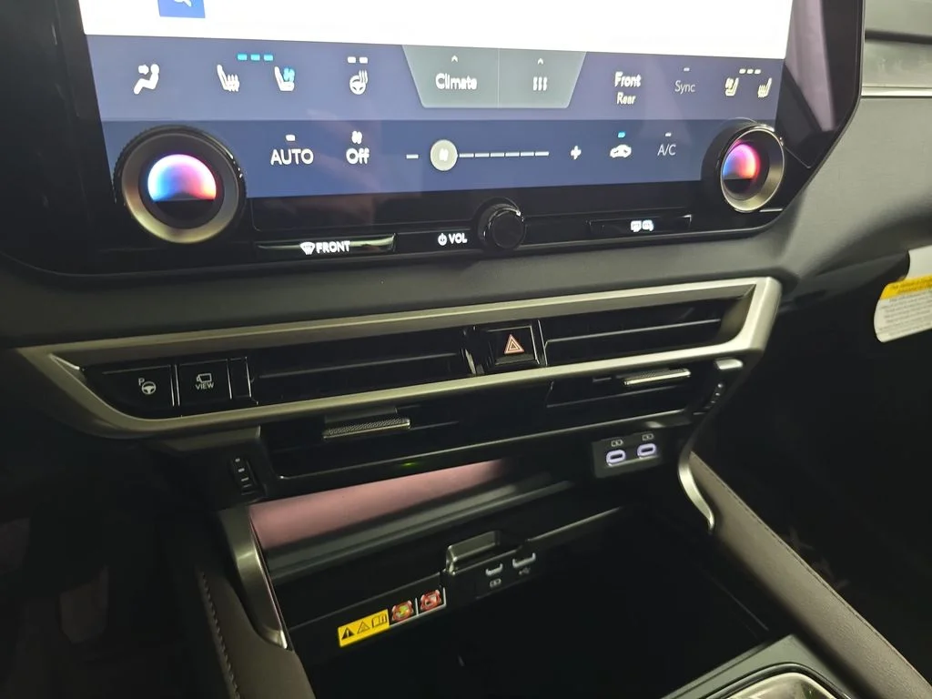 New 2026 Nori Green Pearl Lexus LUXURY image 23
