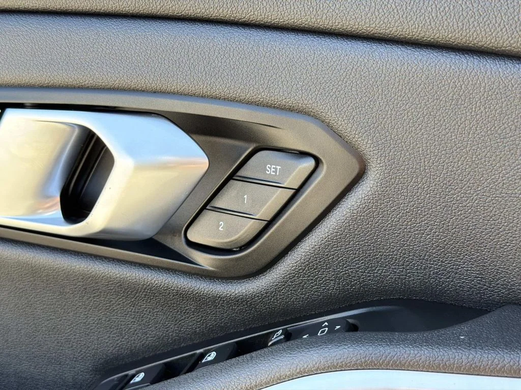 Used 2020 Mineral Grey Metallic BMW M340i image 16