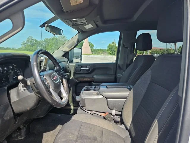 Used 2022 Summit White GMC SLE image 9