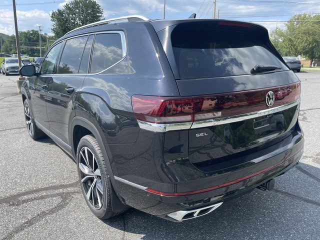 New 2026 Deep Black Pearl Volkswagen 2.0T SEL Premium R-Line image 3