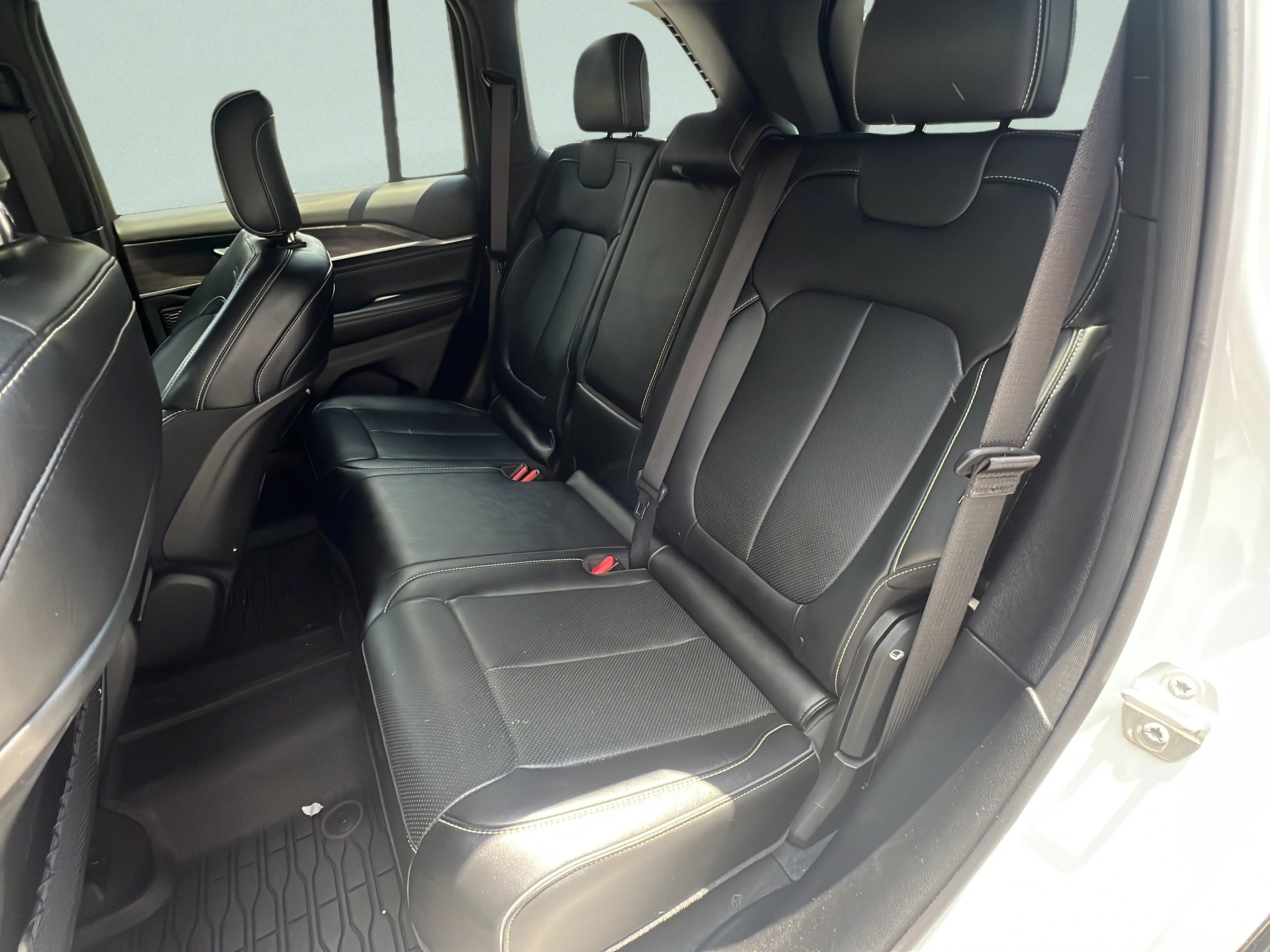 Used 2023 Bright White Clearcoat Jeep Overland image 11