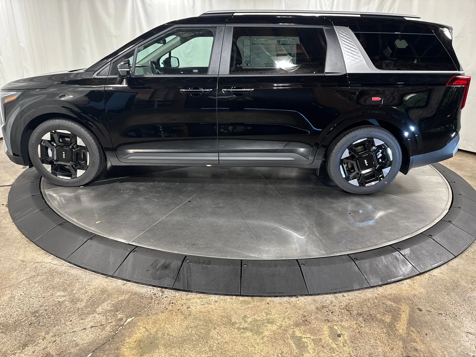 New 2026 Aurora Black Kia EX image 6