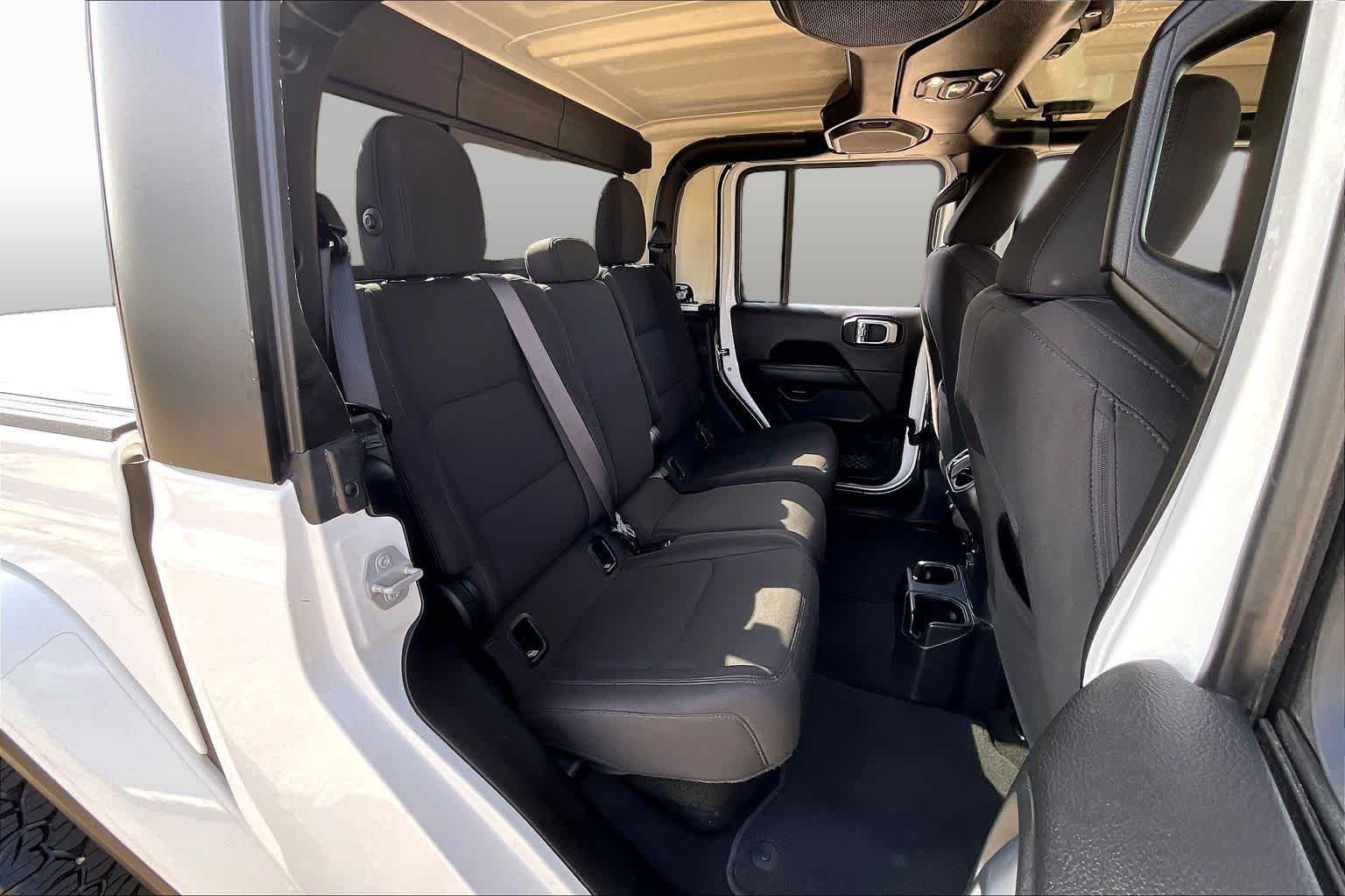 Used 2020 Bright White Clear Coat Jeep Overland image 19