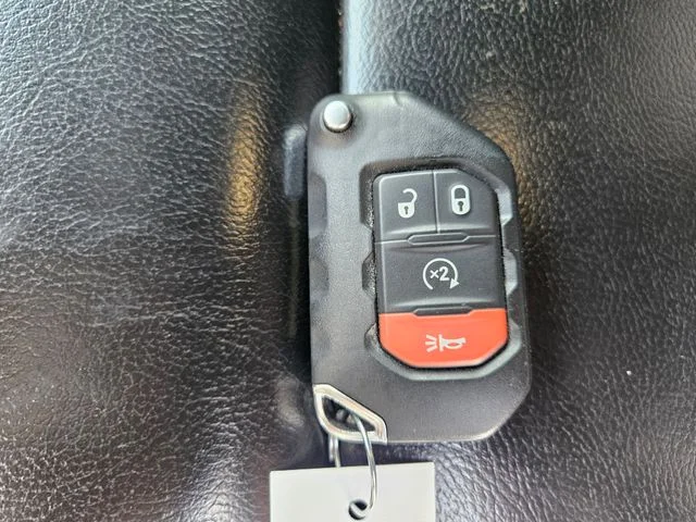Used 2020 Gray Jeep Rubicon image 29