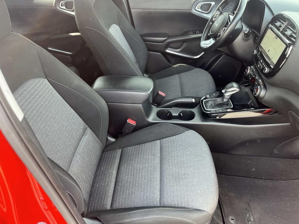 2022 Kia Soul EX - Photo 19