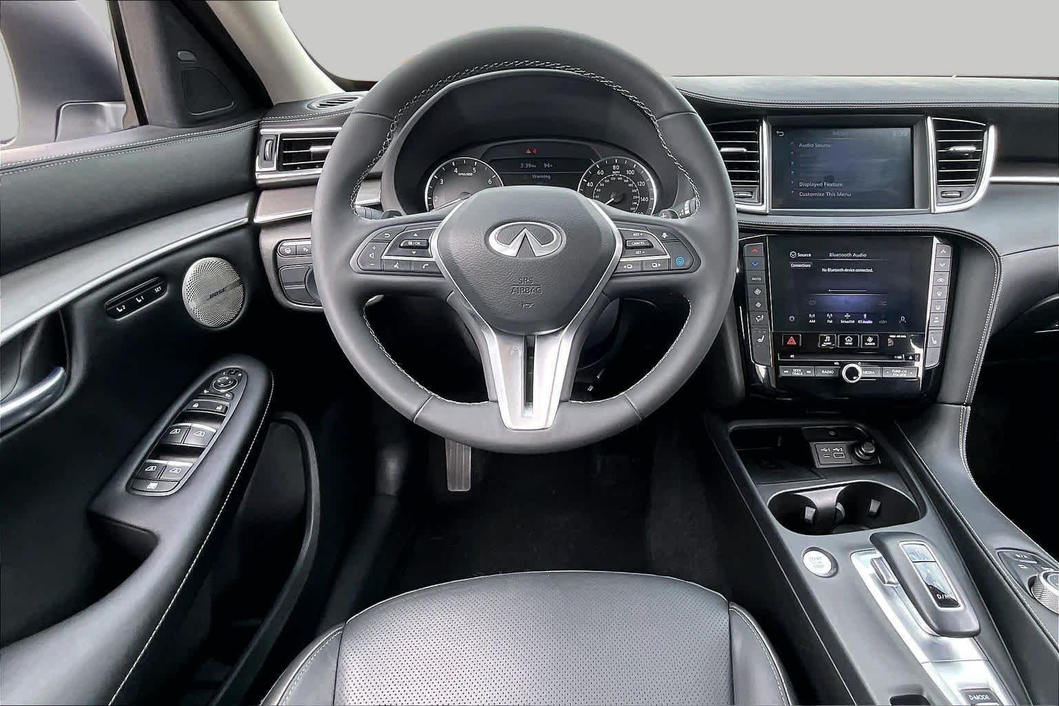 Used 2023 Lunar White INFINITI LUXE image 6