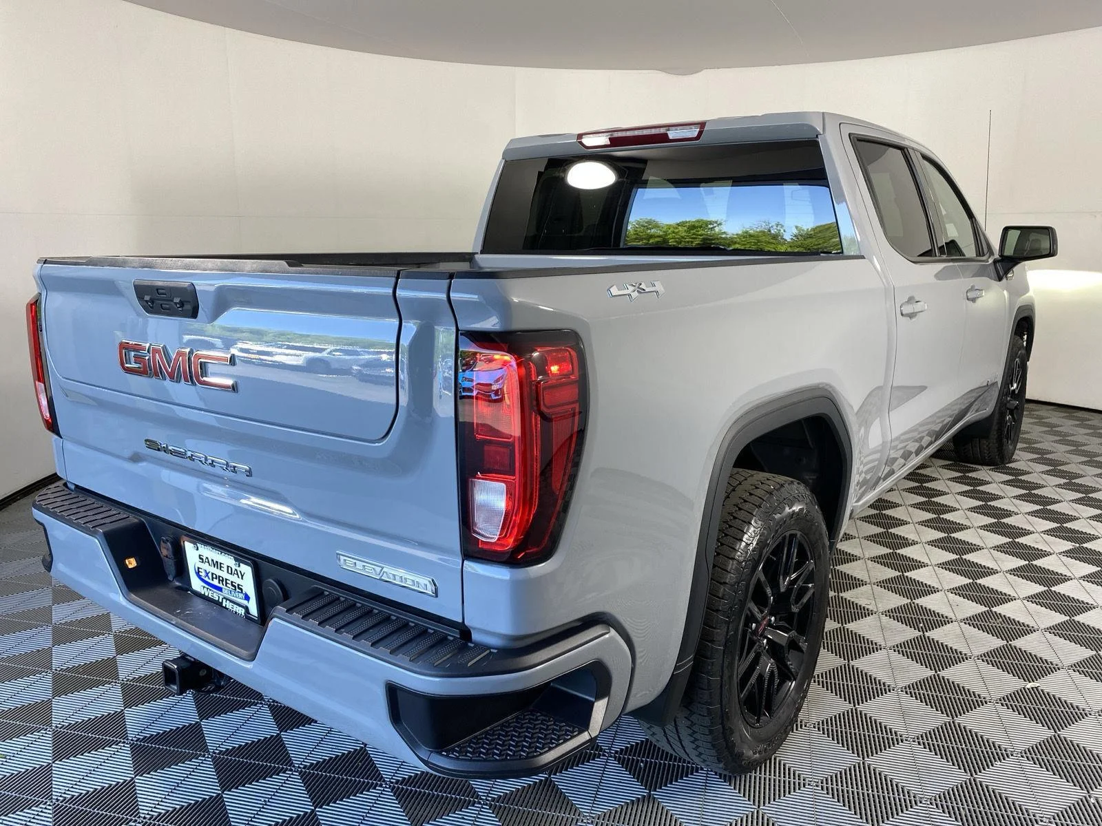 Used 2024 Gray GMC Elevation image 6