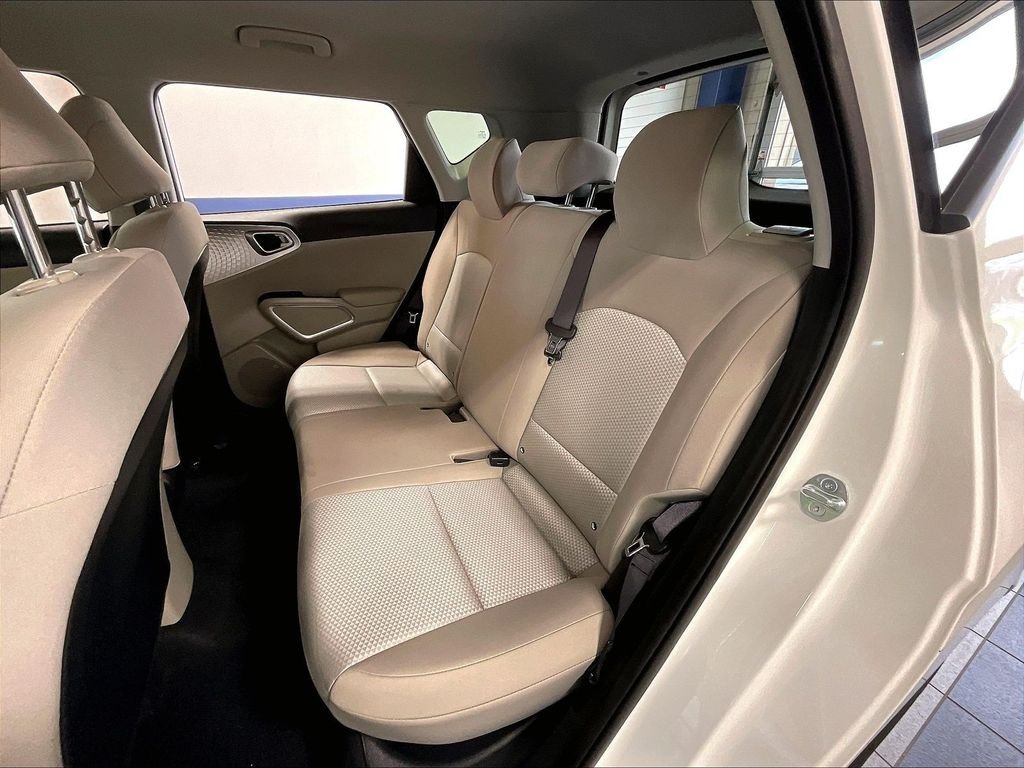 Used 2025 White Kia LX image 15